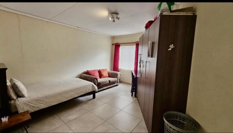 5 Bedroom Property for Sale in Cashan North West